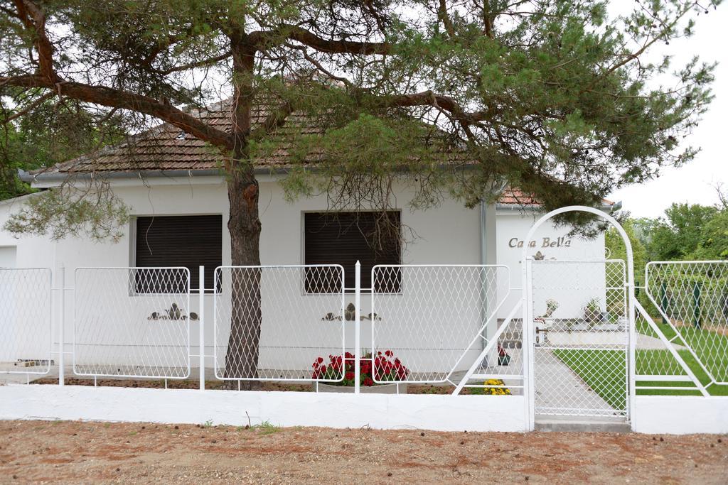 Casa Bella & Nova Hotel Palic Bagian luar foto
