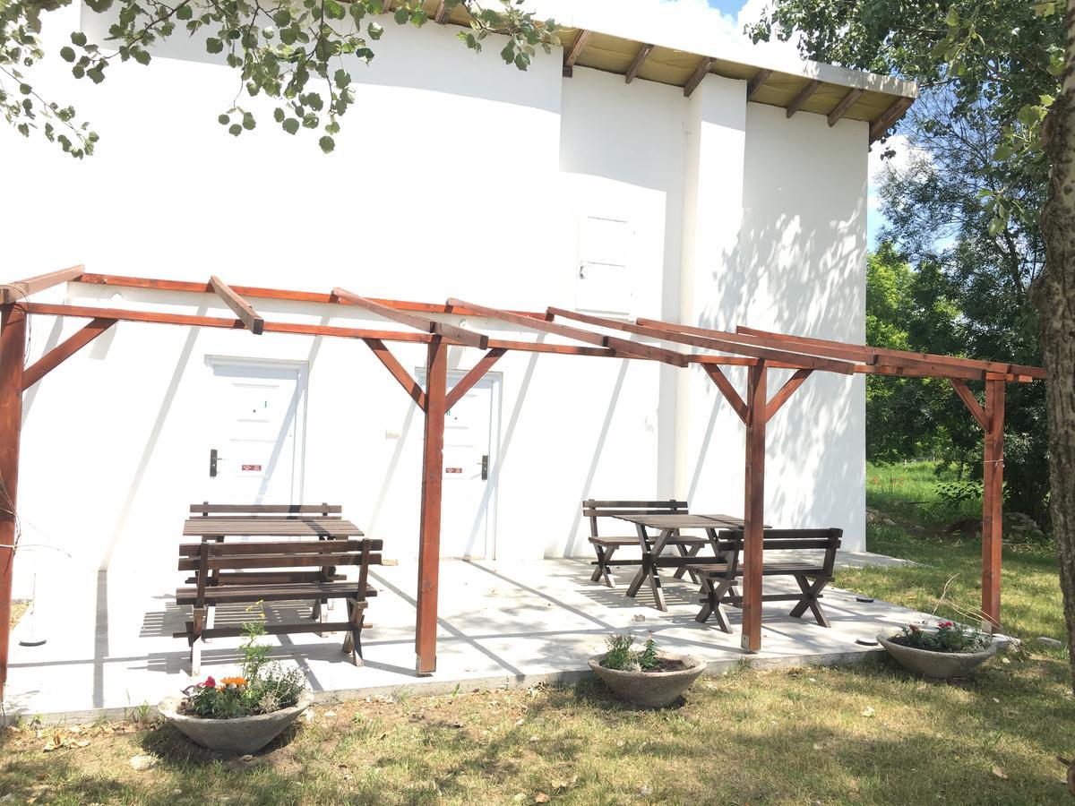 Casa Bella & Nova Hotel Palic Bagian luar foto