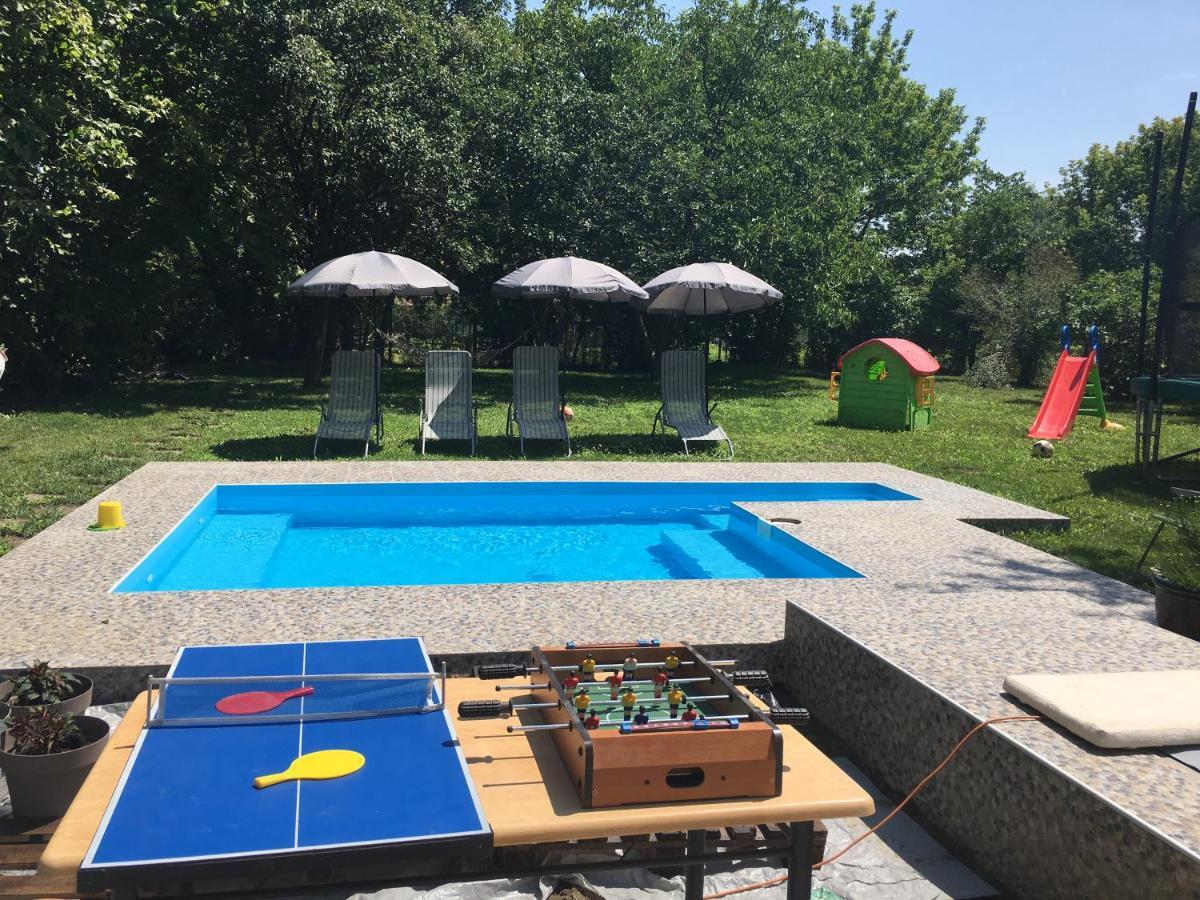 Casa Bella & Nova Hotel Palic Bagian luar foto